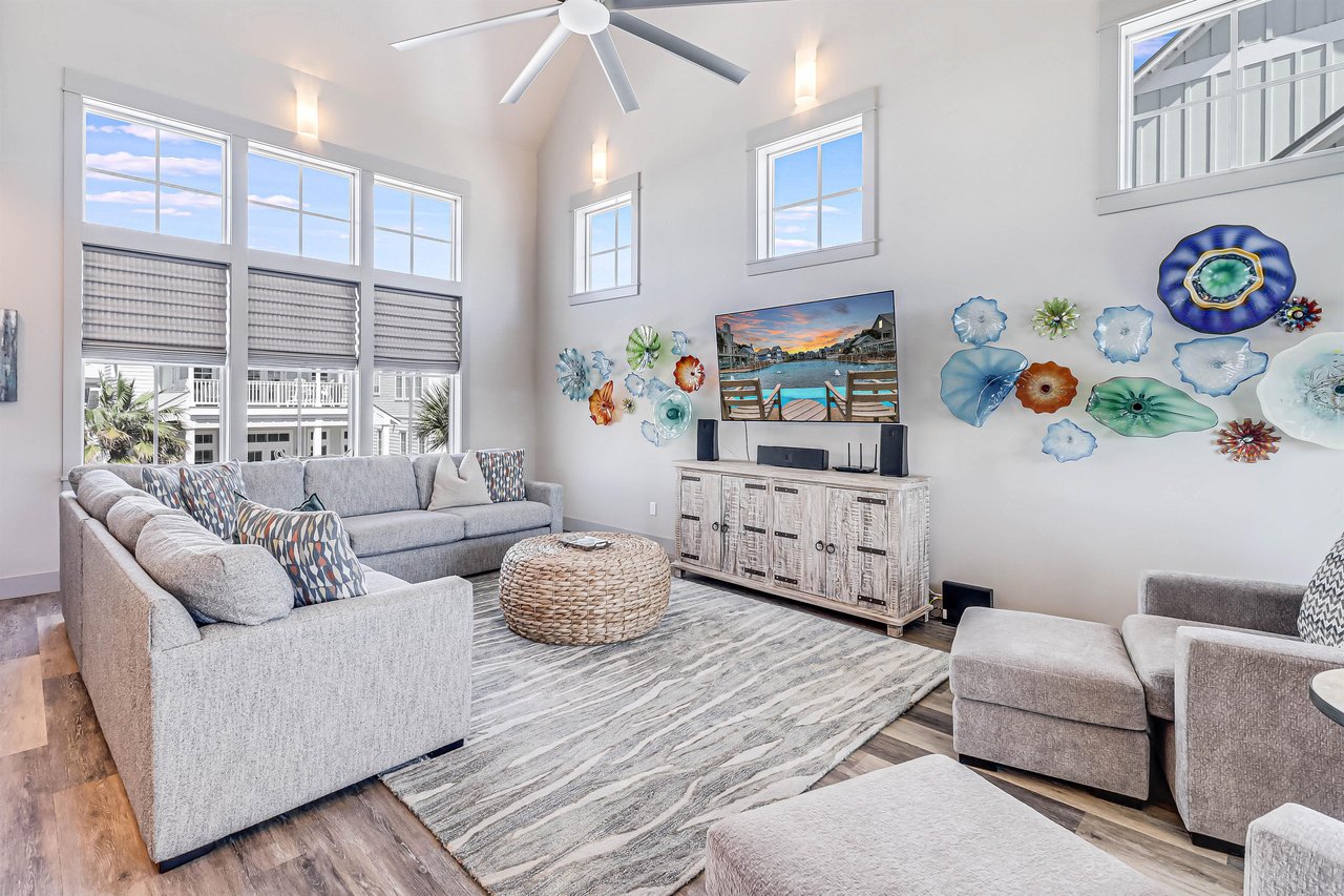 Beached Inn — a 3-bedroom luxury vacation rental at Cinnamon Shore in Port Aransas, Texas